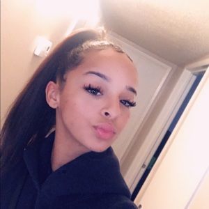 Meet your Posher, Troi